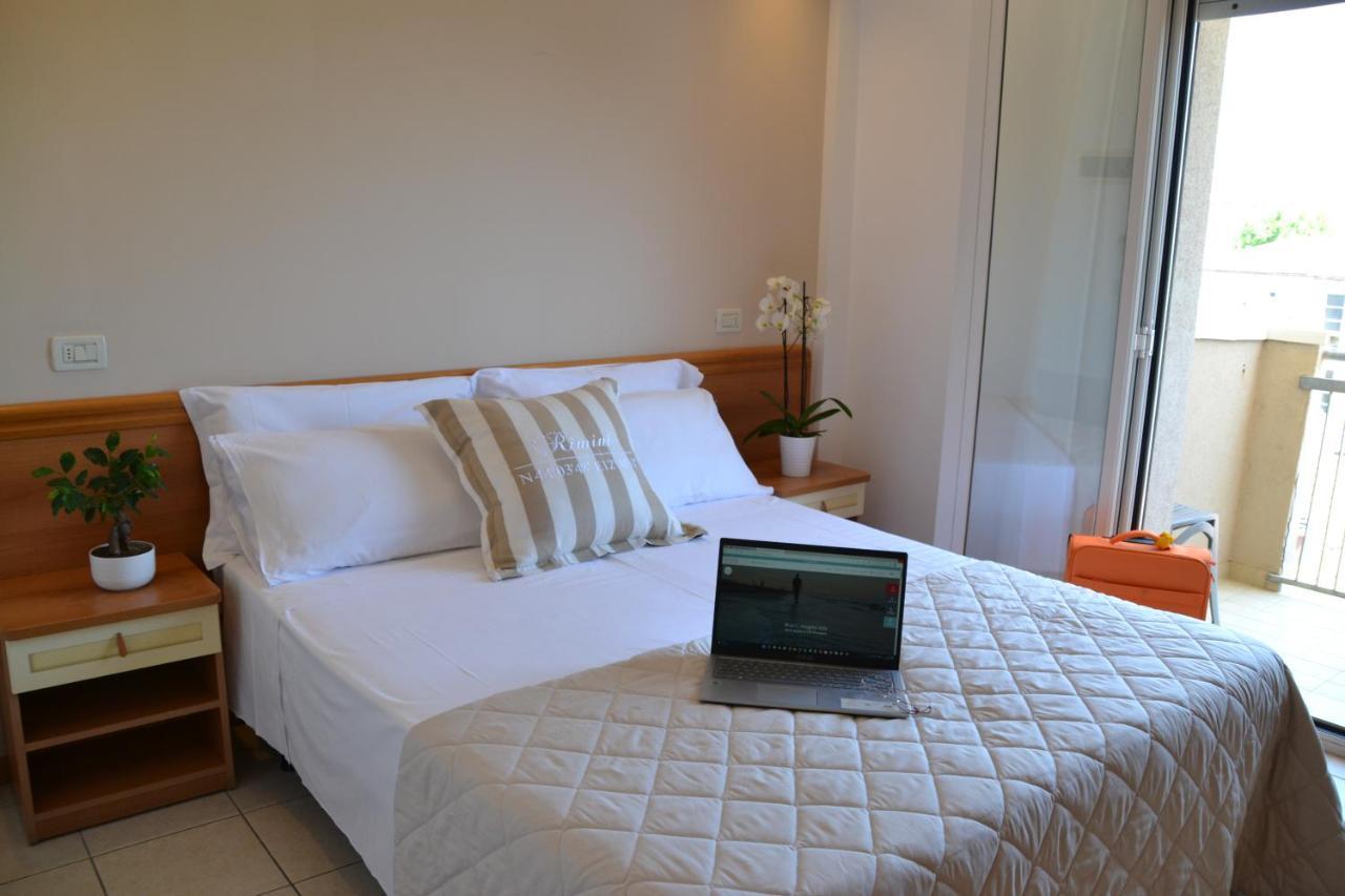 Hotel Apogeo - Breakfast Experience ริมินี ภายนอก รูปภาพ